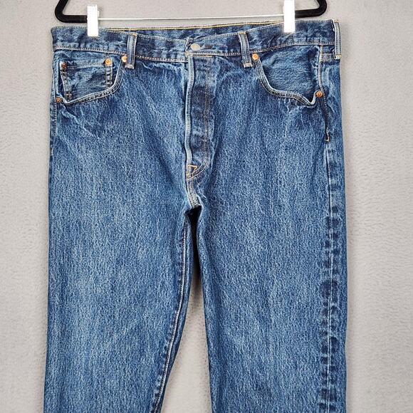 Levis 501 Jeans Mens 38x36 Blue Medium Wash Denim Straight Leg Button Fly - Picture 6 of 16